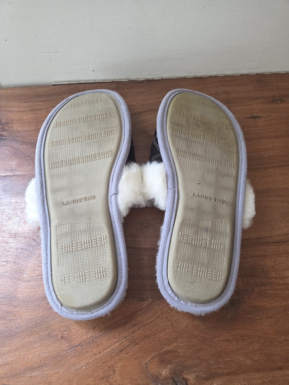 Lands' End Slippers Size 10 Womens - Picture 3 of 4
